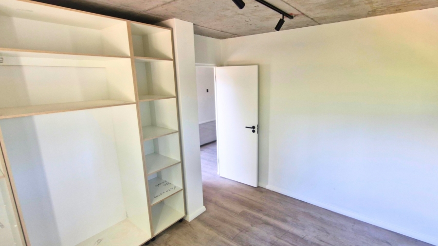 1 Bedroom Property for Sale in Table View Western Cape